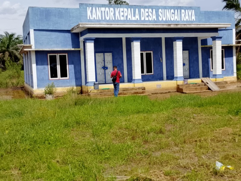 Bangunan Bernilai Setengah Miliar Kondisi Miring, Kadis PMD Inhu Janjikan Sidak ke Lokasi