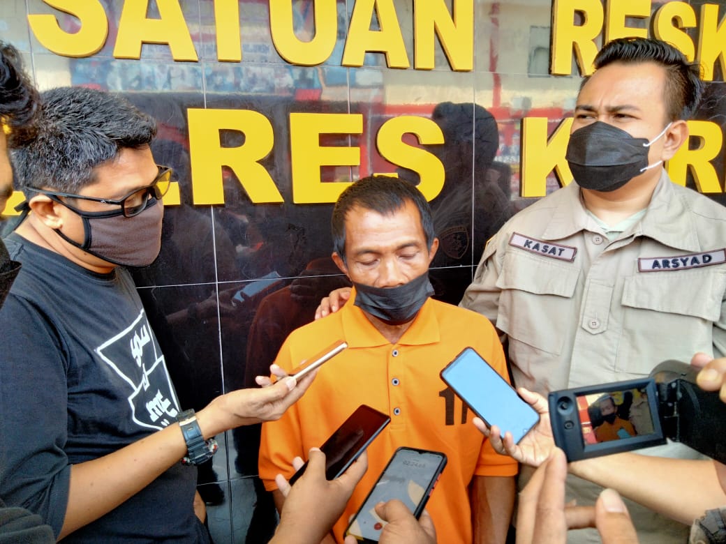 Seorang Pria Mabuk Tuak di Karimun Merusak Kendaraan yang Terparkir di Hotel