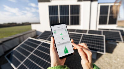 Momentum Energy Teams Up with Solargain to Empower Australian Homes and Small to Medium-sized Businesses with Solar and Battery Energy Solutions
