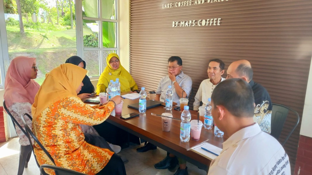 IKA FIA dan Fakultas Ilmu Administrasi Unilak Gelar Rapat Evaluasi Jelang Acara Silaturahmi Akbar dan Parade Musik & Lagu