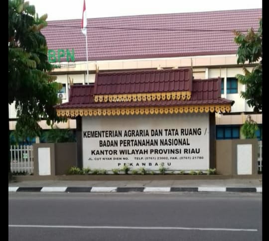 Ahliwaris Chalid Chatib Sati dan Almarhumah Rohani Chatib adukan Kakanwil BPN Riau Ke Mentri Agraria