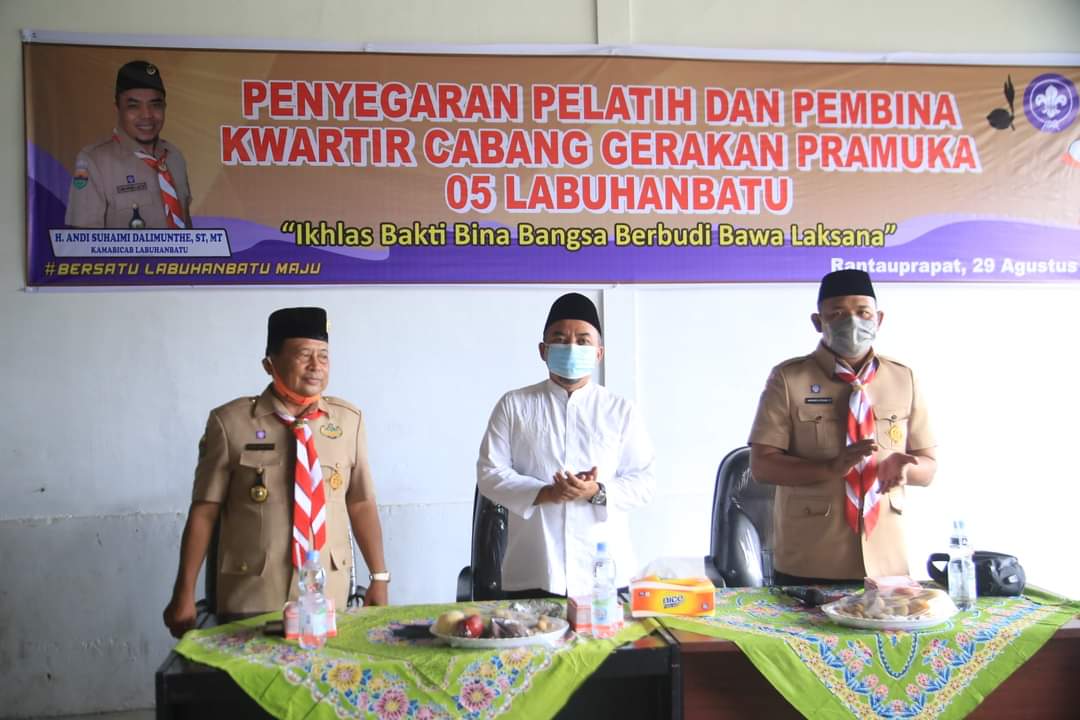 Bupati Labuhanbatu Membuka Penyegaran Pelatih dan Pembina Kwarcab Gerakan Pramuka 05