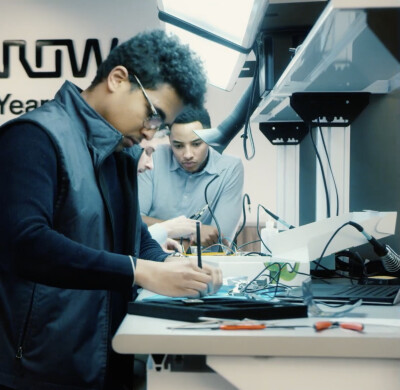 Arrow Electronics Meluncurkan Engineering Solutions Center untuk Mendukung Inovasi Teknologi di Seluruh India dan Asia Tenggara