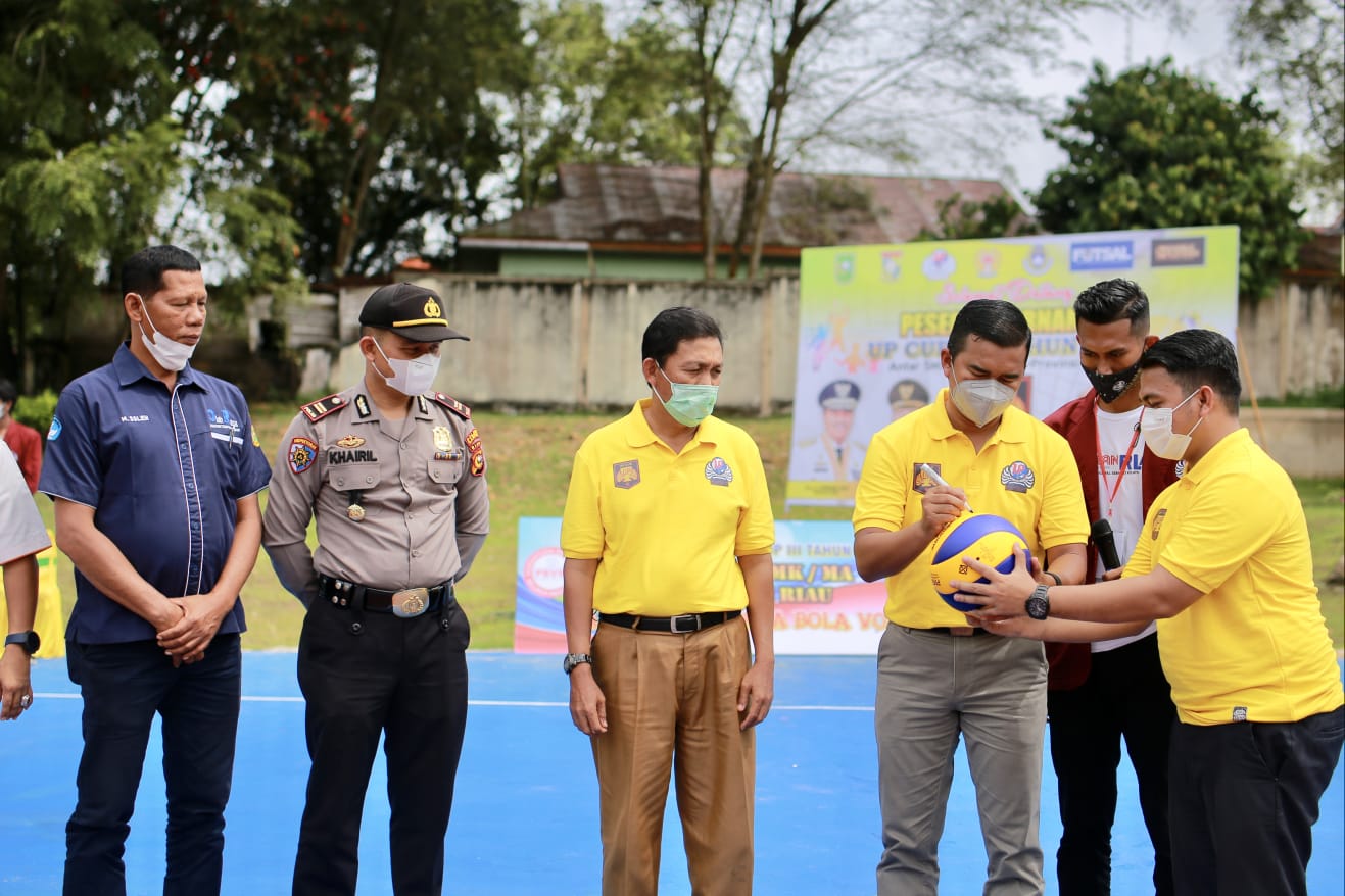 Kadispora Riau Resmi Membuka UP CUP III Tahun 2022 Antar SMA Se- Provinsi Riau