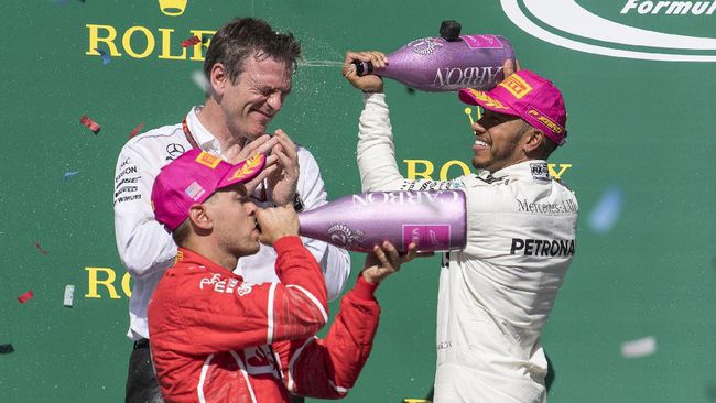 Lewis Hamilton Dekati Gelar Juara Keempat