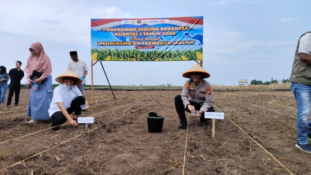 Dukung Swasembada Pangan, Polres Dumai Ikuti Giat Penanaman Jagung Kuartal I
