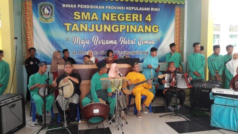 SMAN 4 Sambut 100 Penyair Muda Malaysia