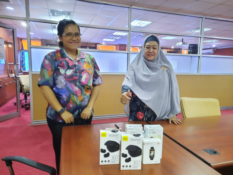 Panpel Fun Walk PWI Pusat HUT Ke-62 IKWI Tersenyum Barang Door Prize Mulai Berdatangan