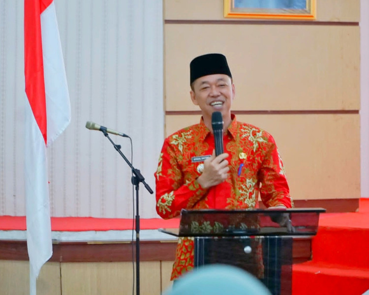 Bupati Rohil Resmi Tutup Bimbingan Manasik Haji Tingkat Kabupaten Jamaah Diminta Jaga Kesehatan