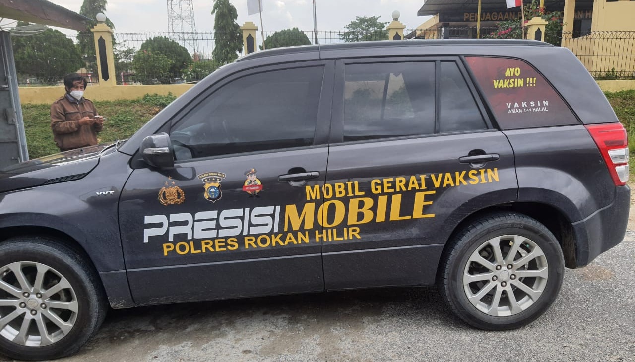 Mobil Gerai Vaksin COVID19 Polres Rohil Sasar Lansia
