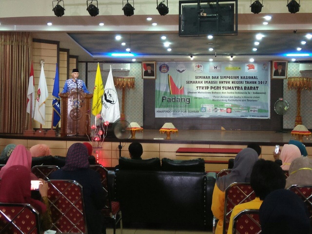 Semarak IMABSII Digelar HIMAPINDO STKIP PGRI Sumbar