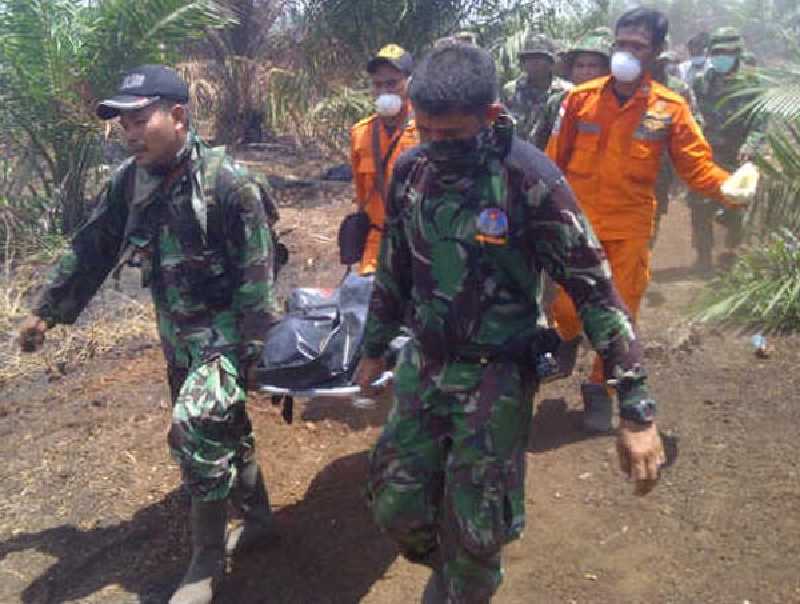 Prajurit TNI Hilang saat Padamkan Karlahut di Rohil, Ditemukan Tewas Terbakar
