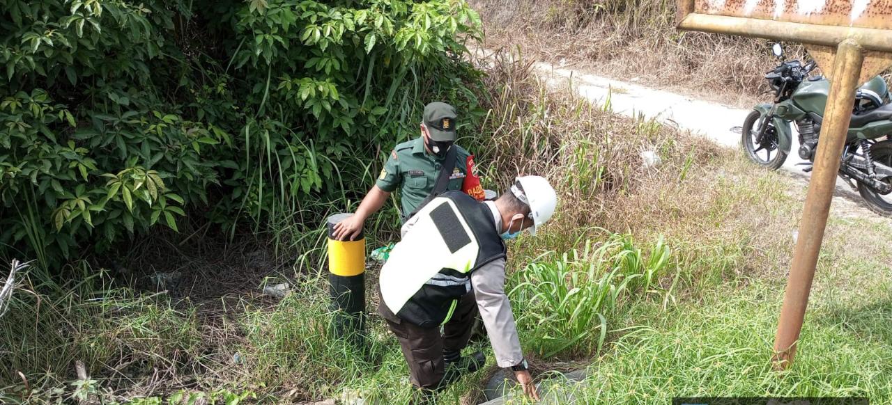 Serma Zul Efendi Melaksanakan Patroli Pipa PHR Bersam Satuan Pengamanan Pertamina