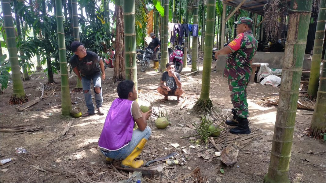 Bertempat di Jalan Inpres II Sertu Sareh Laksanakan Sosialisasi Pencegahan Karhutla