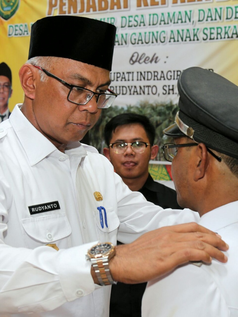 Pjs Bupati Inhil Ambil Sumpah Jabatan 3 Pj Kades Kecamatan GAS