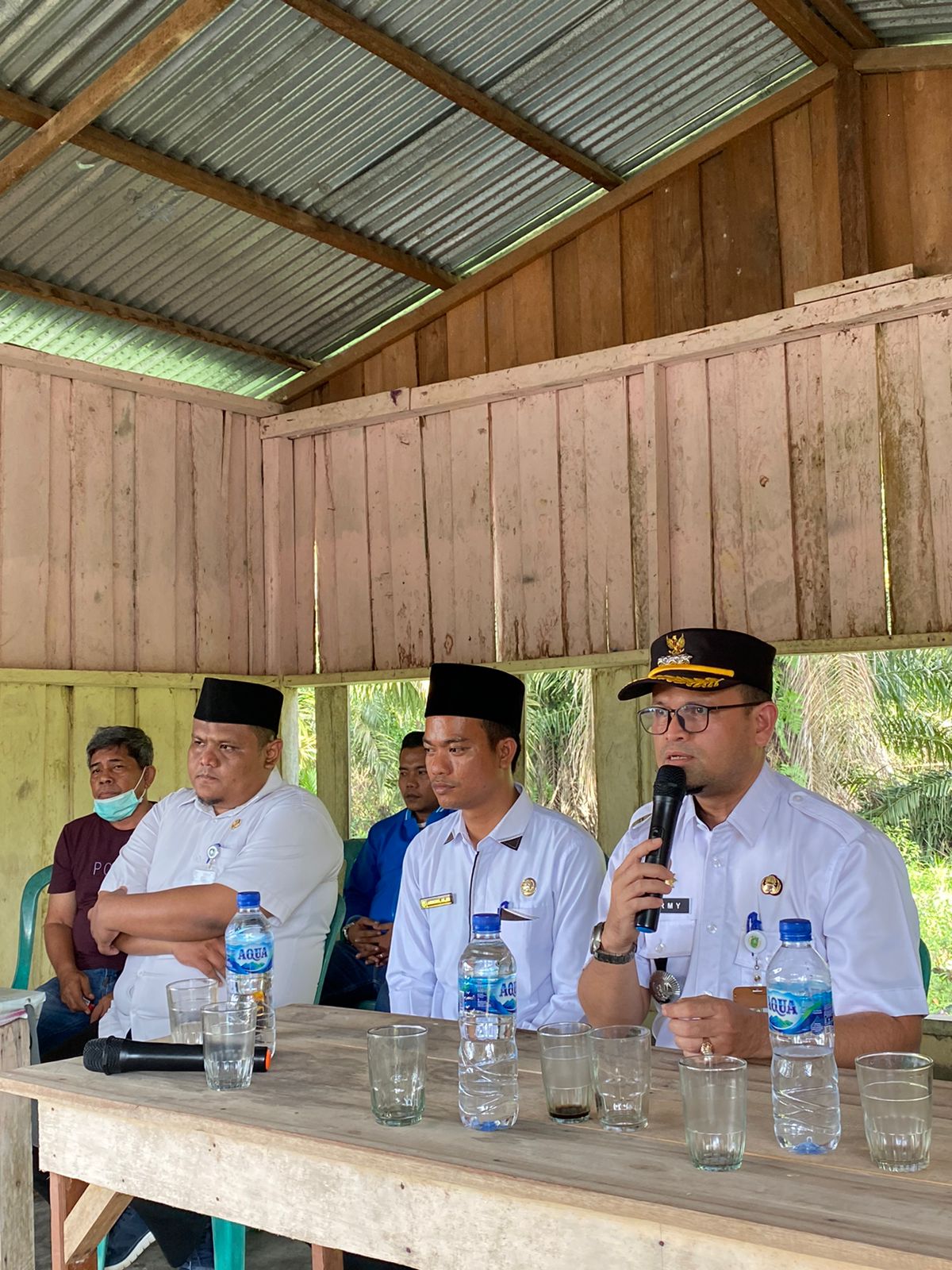 Camat Bathin Solapan Silaturahmi Dengan Masyarakat Bukit Abbas