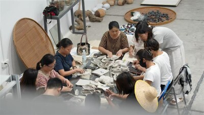 From Luohang Art Bazaar to Art Journey: Revitalizing Communities Through Art