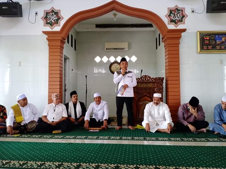 Bupati Labuhanbatu Melaksanakan Jumat Keliling di Tengah Perayaan Idul Adha