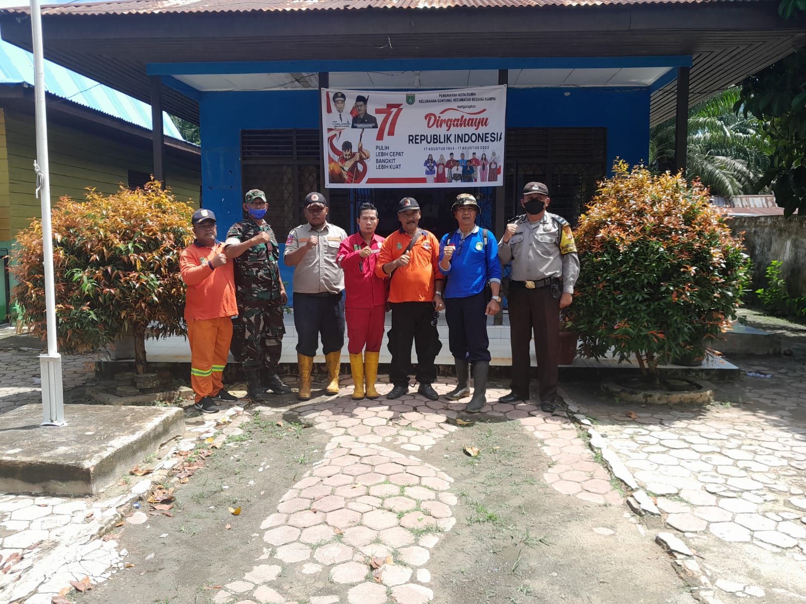 Sertu Aslim Lubis Laksanakan Sosialisasi Cegah Karhutla di Jalan Pelajar