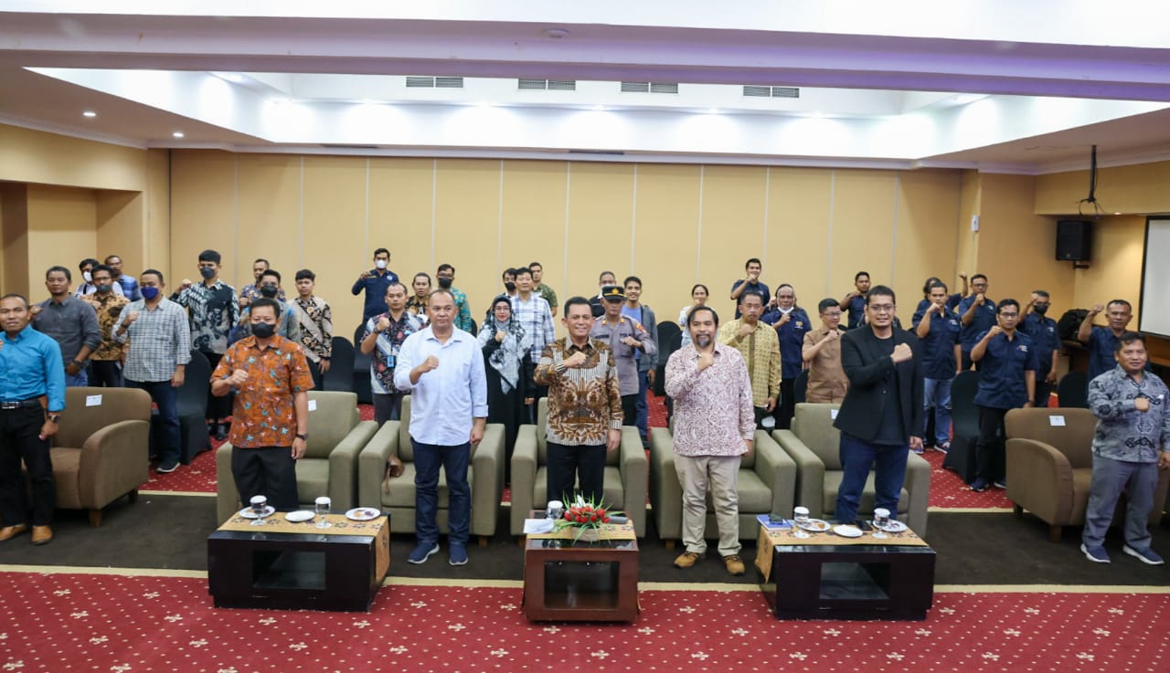 Gubernur Ansar Hadiri Pelantikan Pengurus AMSI Wilayah Provinsi Kepulauan Riau