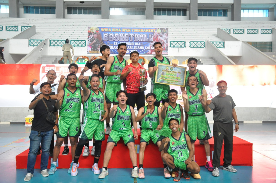 Tim Basket Binaan Kodim 0320/Dumai Harumkan Nama Dumai Dengan Juarai Turnamen Basketball Piala Danrem 031/WB