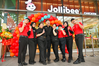 Jollibee Dinobatkan Sebagai Rantai Restoran Cepat Saji dengan Layanan Pelanggan Terbaik di Singapura