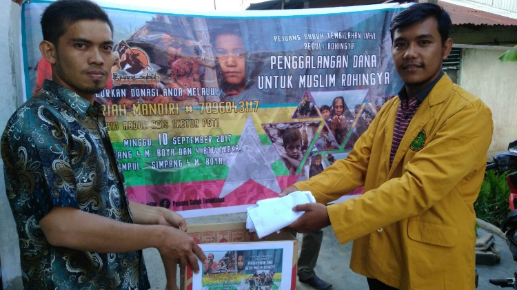 PS Tembilahan Terima Dana Dari Mahasiswa FTIK Unisi dan SMAN 1 Tembilahan Hulu