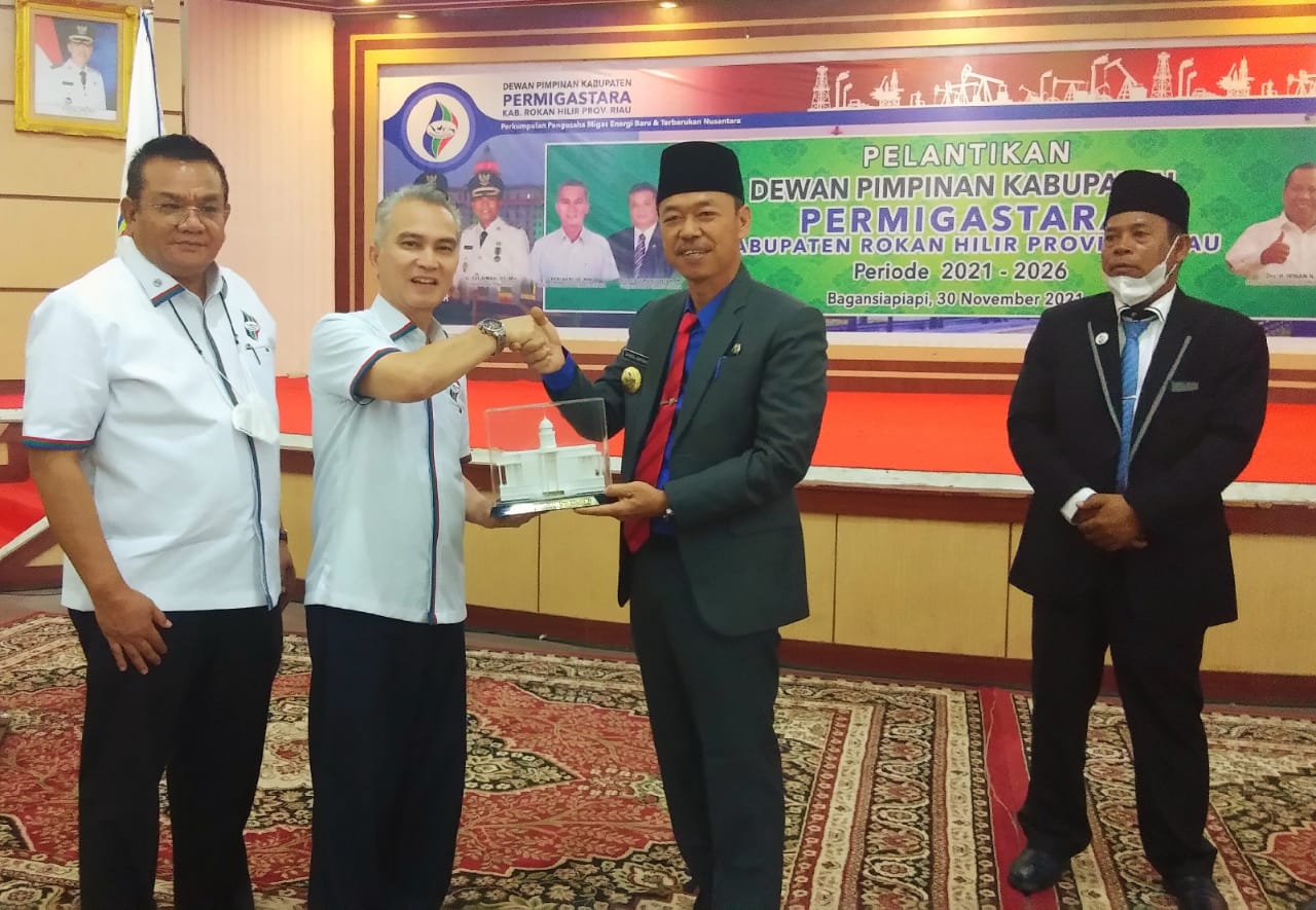 Samsul Hamzah Resmi Dilantik Menjadi Ketua Permigastara Rohil