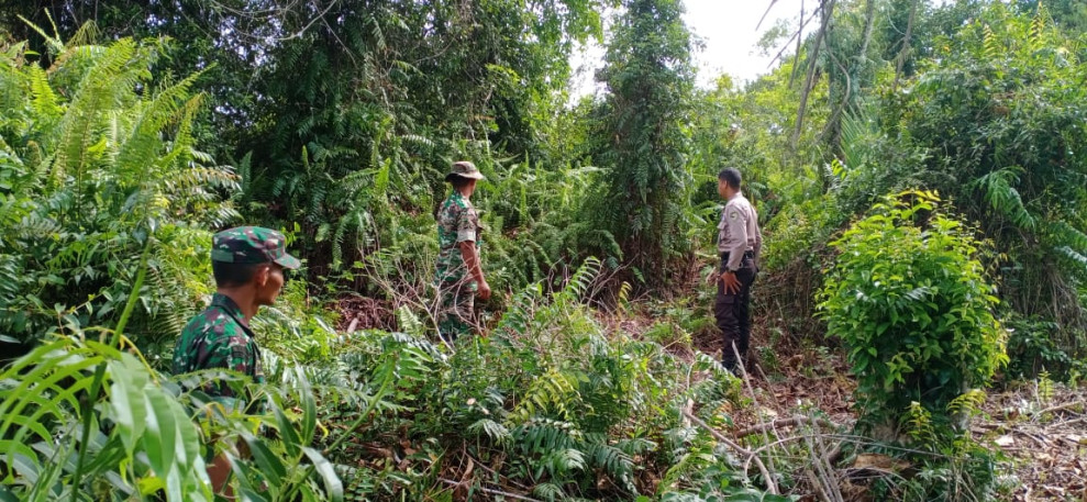 Pantau Wilayahnya, Personil Koramil 06 Merbau Laksanakan Patroli