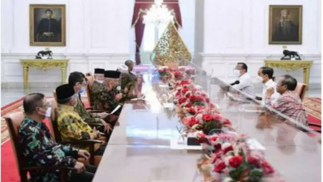 TP3 Bongkar Isi Percakapan dengan Jokowi Soal Pembunuhan Laskar FPI