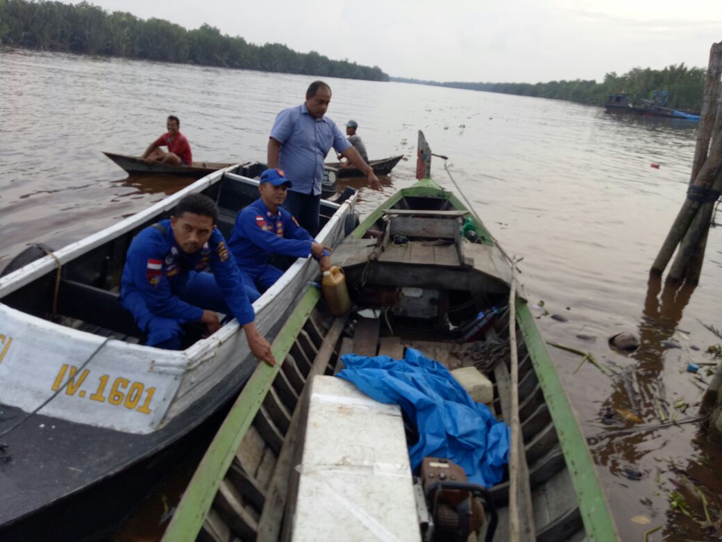 Diduga Tersambar Petir, Warga Simbar Hilang Diperairan Pelangiran