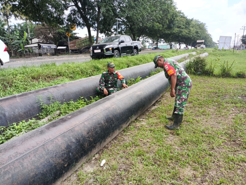 Pengaman Jalur Pipa Minyak dan Pelaksanaan Binter Oleh Serda M Andi Darmawan
