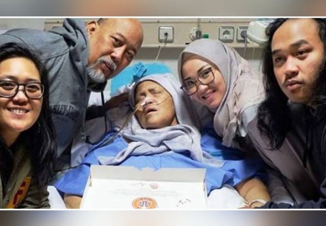 Setelah Dua Hari Ulang Tahunnya, Istri Indro Warkop Meninggal