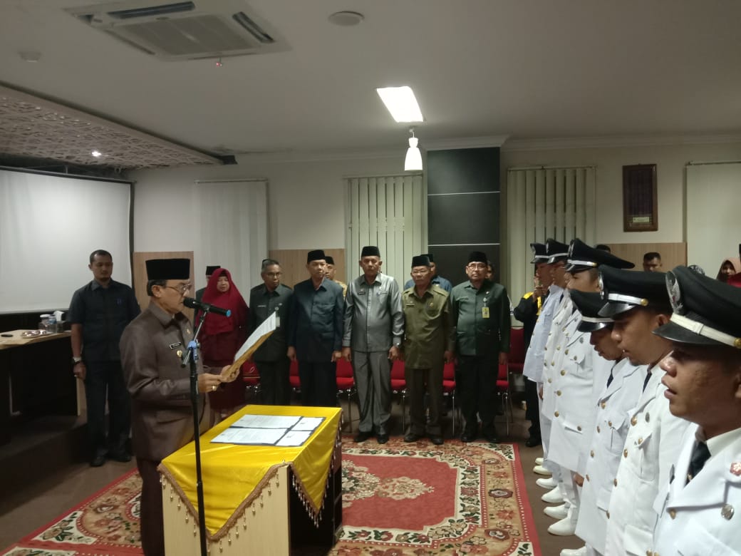 Bupati Inhil Lantik Pejabat Pengawas Lurah