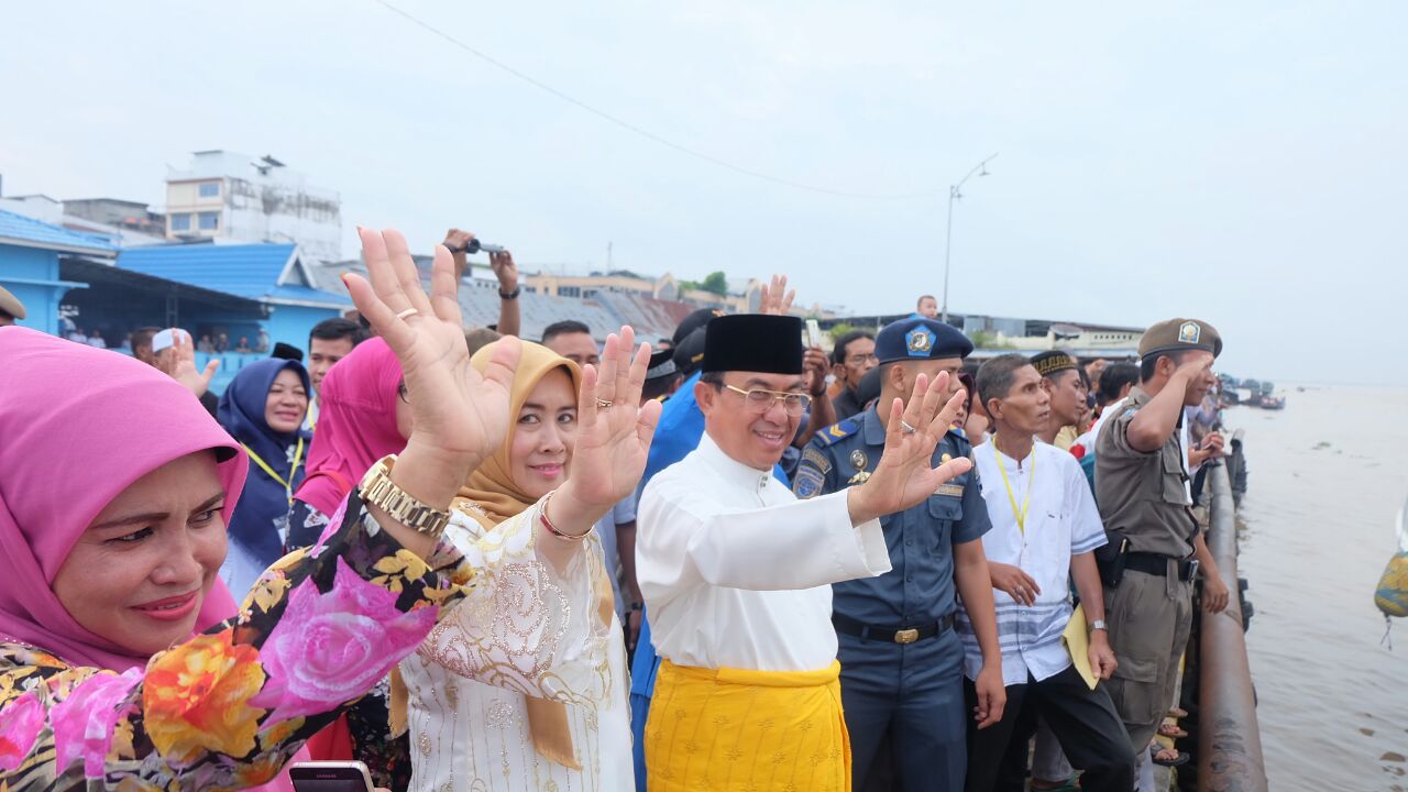 Bupati Inhil Lepas JCH kloter 4 ke Batam