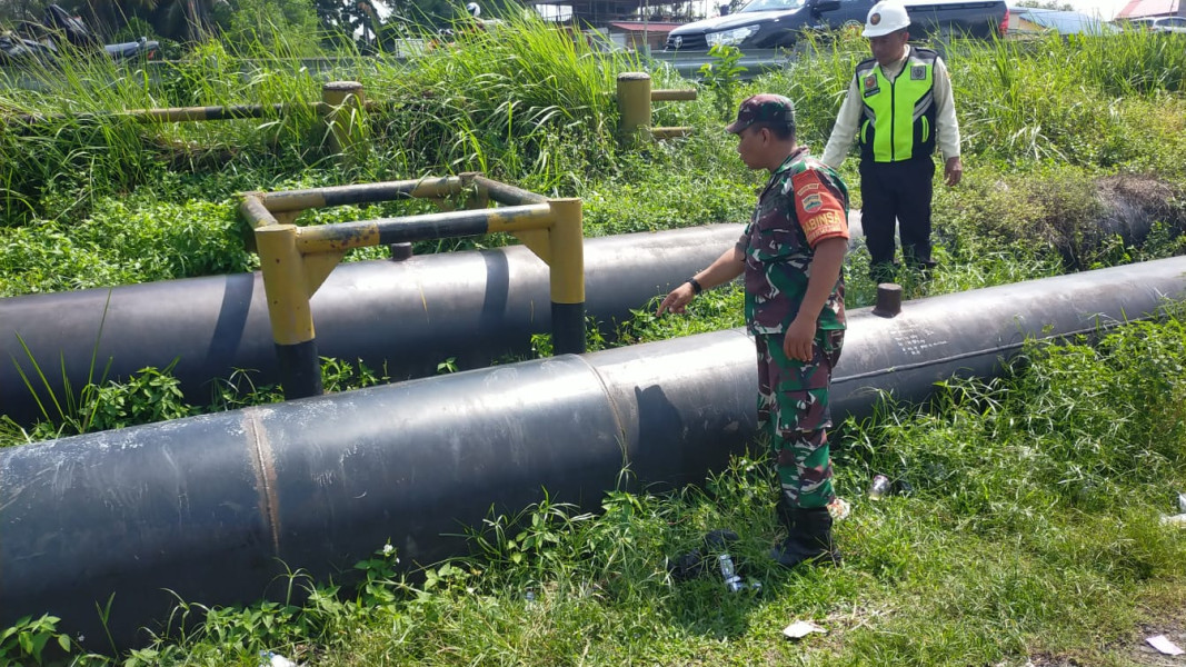 Sertu Jumat Desmanto Pimpin Patroli Keamanan Infrastruktur Vital PT. Pertamina