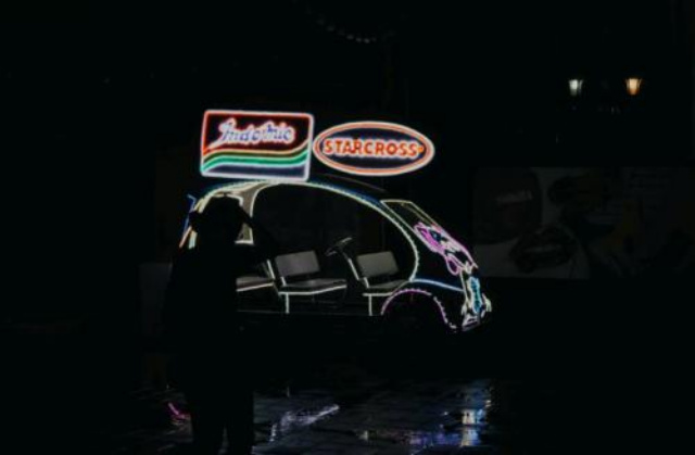 Indomie x Starcross Luncurkan Fashion di Distro Lokal