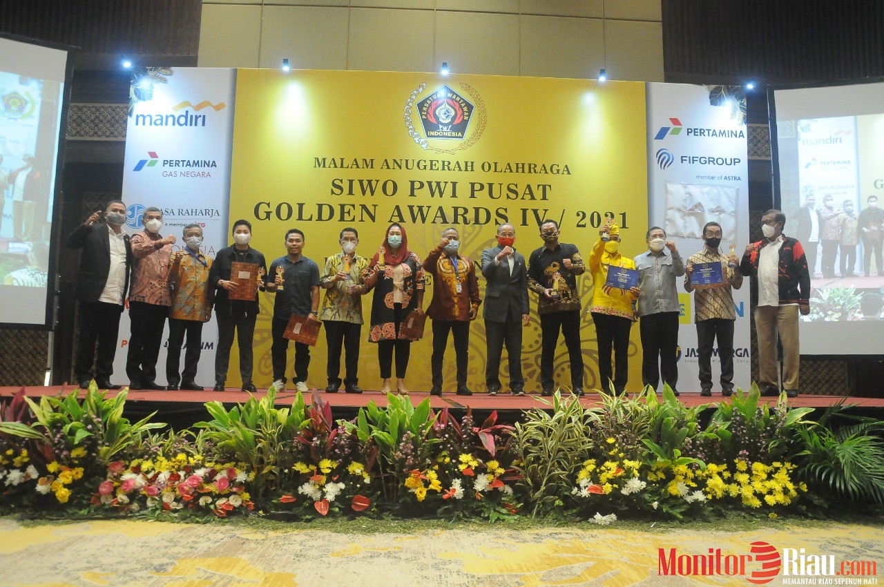 Golden Award IV Malam Anugerah Olahraga Siwo PWI 2021
