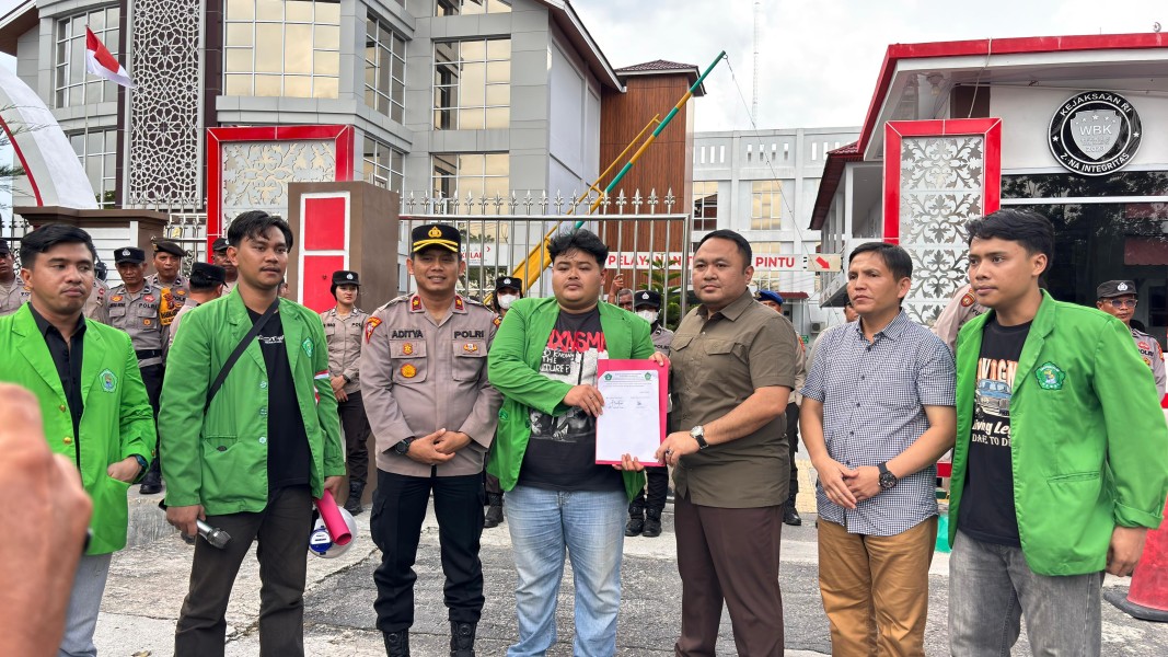 Aksi Damai Mahasiswa Soroti Penanganan Kasus Notaris J dan Dugaan Monopoli TKBM