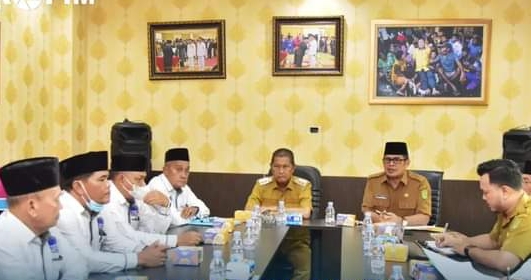 Wabup Inhil Pimpin Rapat Bersama FKUB