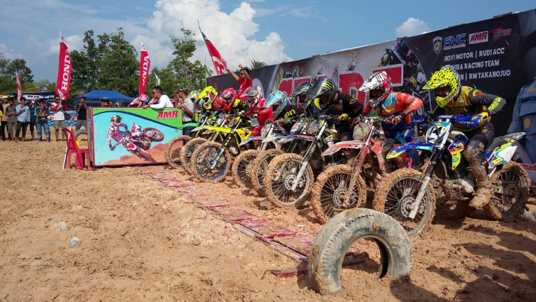 Waka Polres Buka Grasstrak Kapolres Cup Ke-2 di Sidomulyo Ujungtanjung