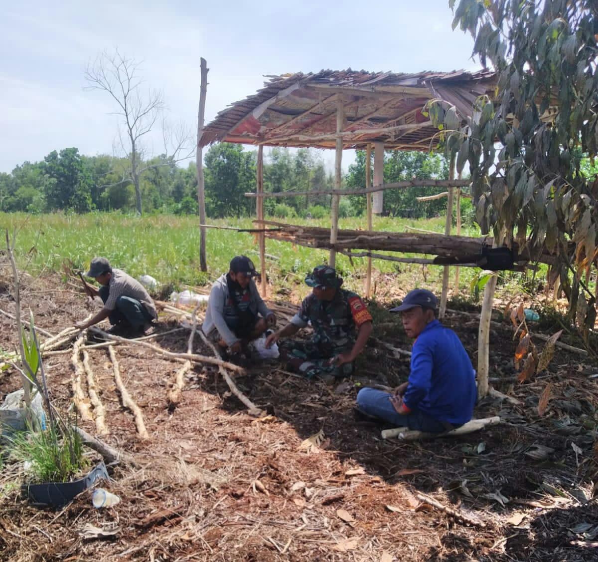 Peltu Wawan Ingatkan Masyarakat Mengenai Bahaya Karhutla