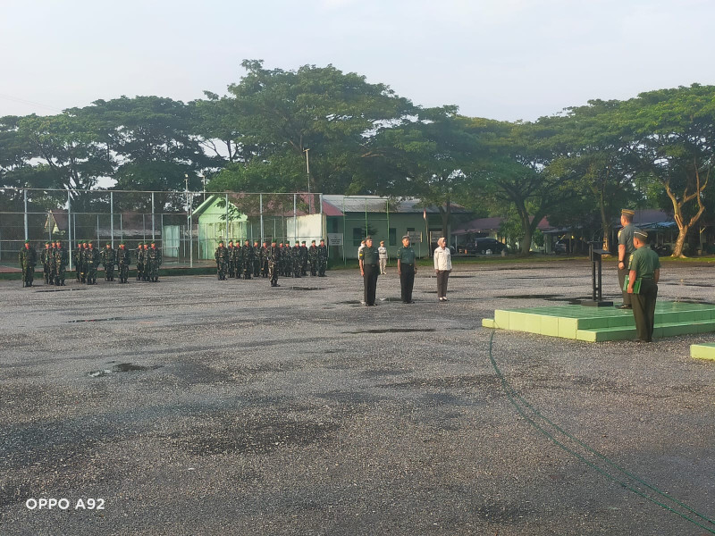 Upacara Senin di Makodim 0320/Dumai Diisi Dengan Pembacaan Amanat Dari Pangdam I/BB