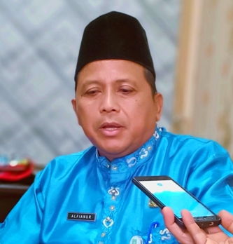Pemkab Bengkalis Tunda Pelelangan 69 Unit Mobil Dinas