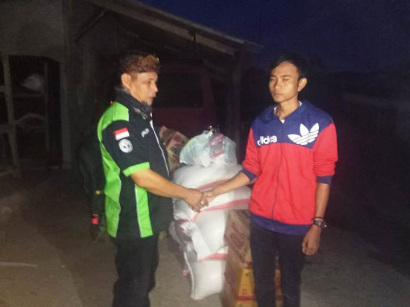 PSHT Cabang Batam Serahkan Bantuan untuk Korban Gempa di Lombok