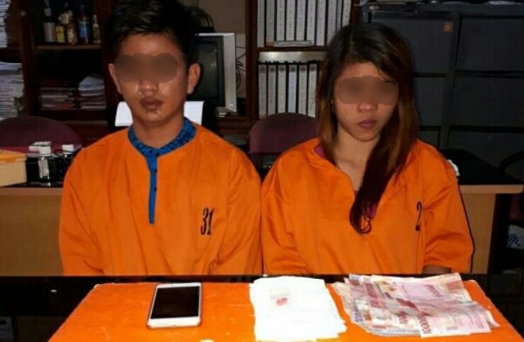 Terlibat Narkoba, Sepasang Sejoli di Tembilahan Ini Dibekuk Polisi dalam Kamar Hotel