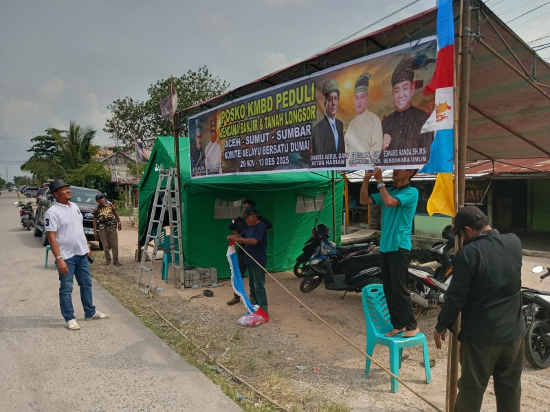 Ichan Abdul Gani Tinjau Posko Peduli Bencana KMBD di Dumai