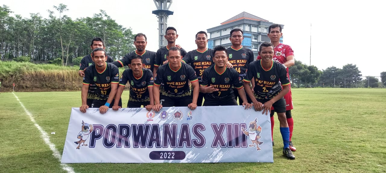 Tim Sepakbola PWI Riau Juara Grup B, Usai Tekuk Maluku Utara 2-1