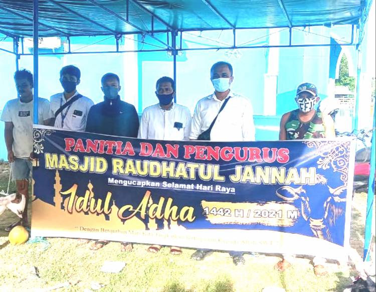 Idul Adha, Wilmar Dumai-Pelintung Bagikan Hewan Qurban untuk Masyarakat