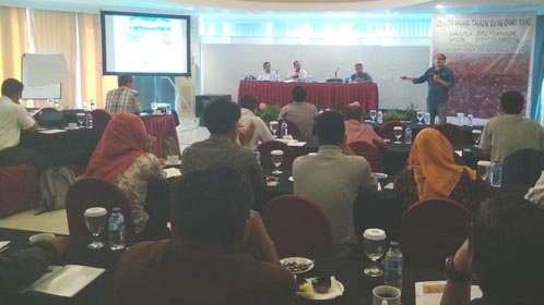 Jikalahari Minta Gubri Copot Kepala BPBD Riau